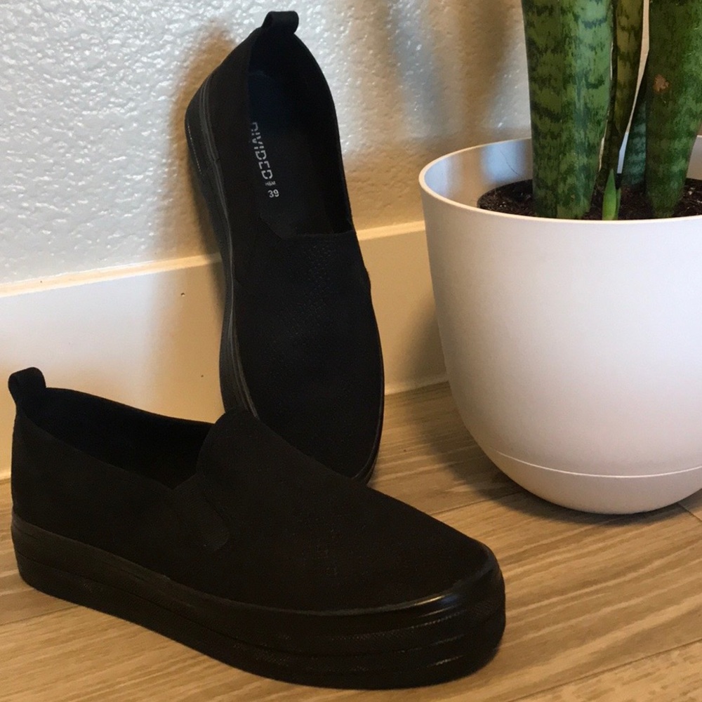 🖤[H&M] Fish Scale Suede Platform Slip Ons🖤